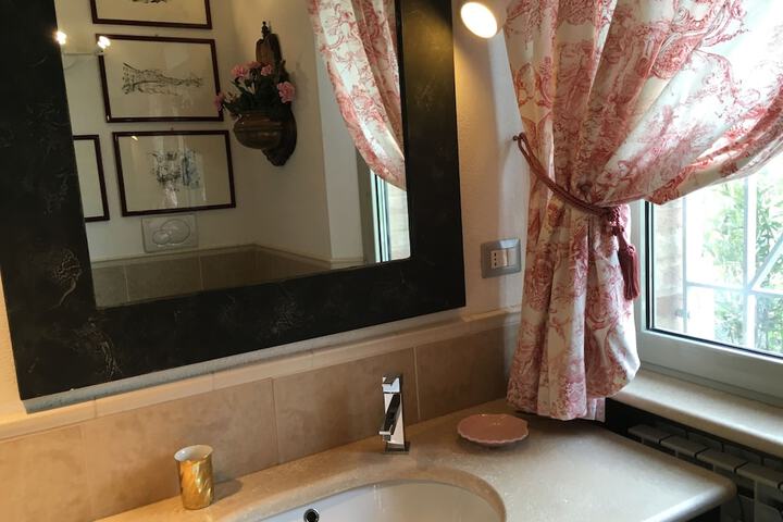 Clean Restrooms