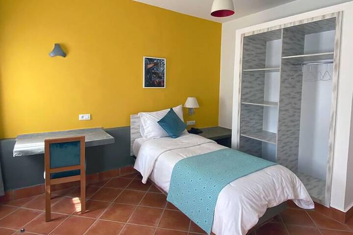 Room 8 of 46