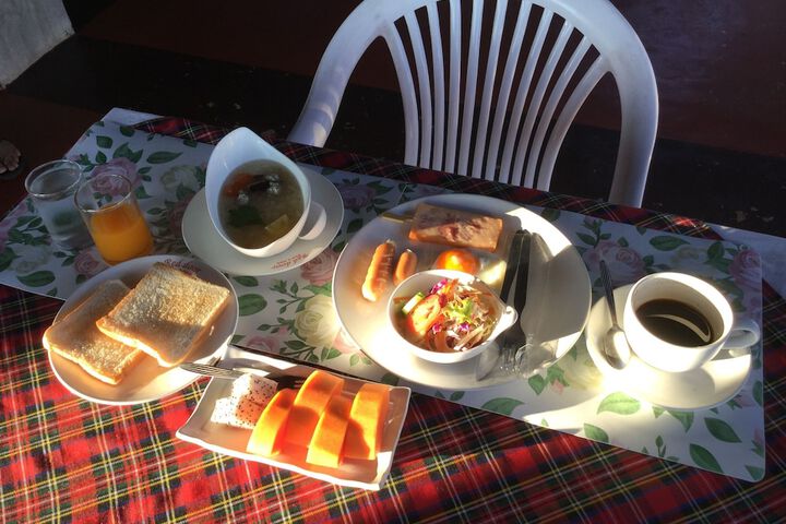 Breakfast/Coffee Service 70 of 93
