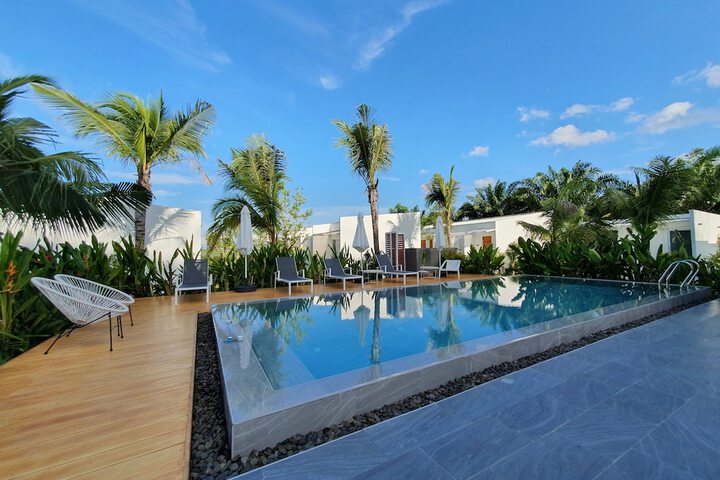 Meet Boutique Resort