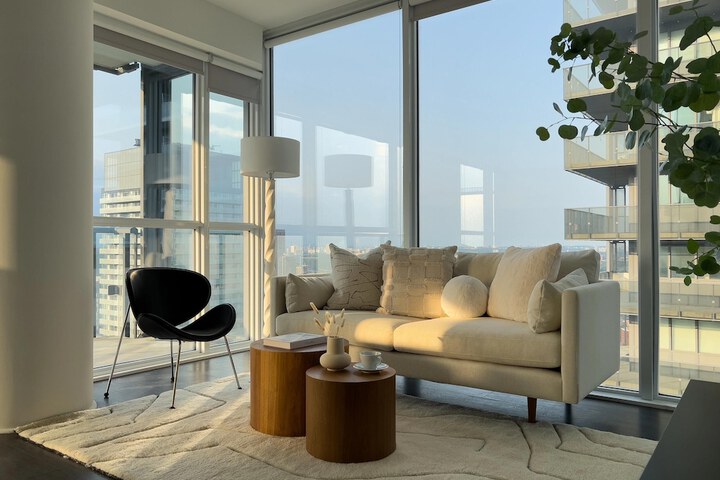 Room 44 of 74