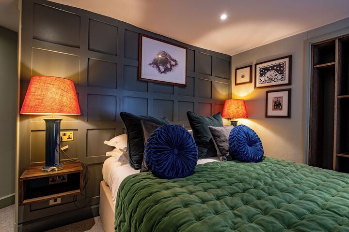 Room 15 of 51