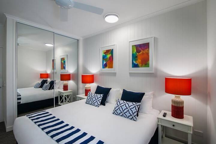Room 11 of 120