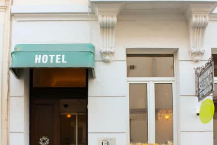 Hotel 19 of 19