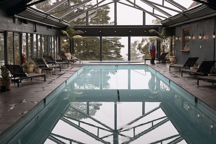 Pool 33 of 53