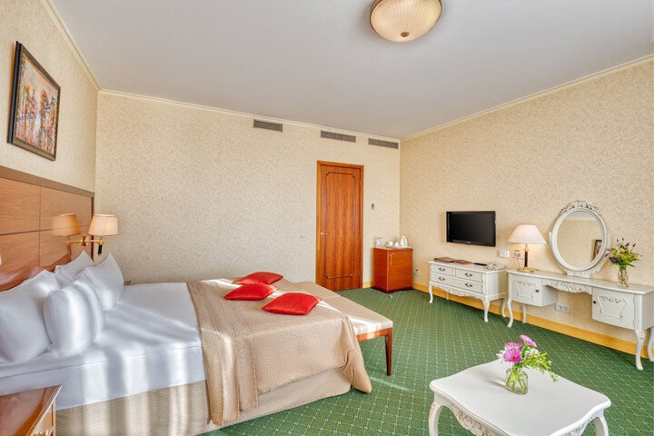 Room 32 of 113