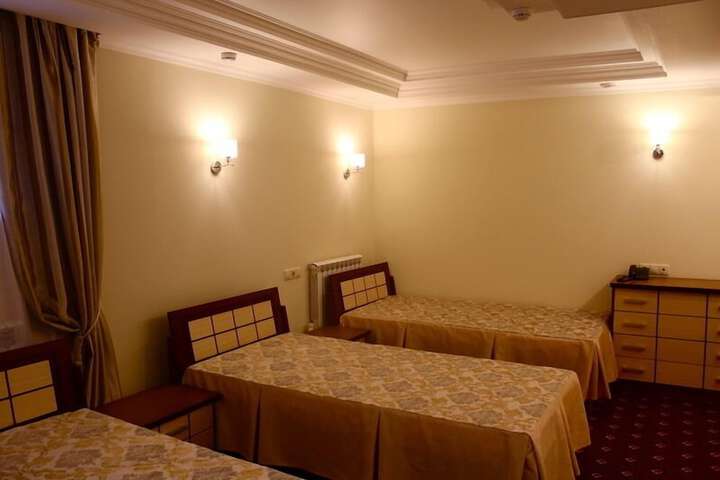 Room 20 of 48
