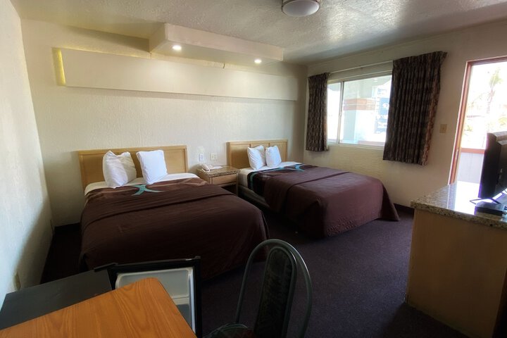 Economy 2 Double Beds (3 of 14)
