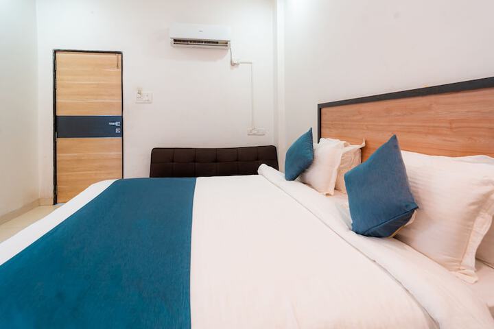 Room 62 of 187
