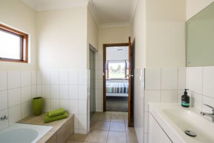 Room 2 of 20