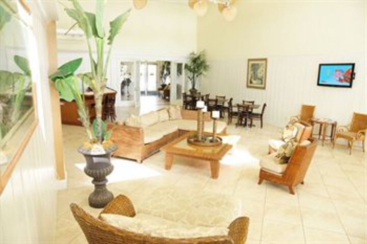 Hotel Interior 18 of 25