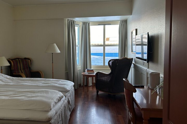 Room 5 of 46
