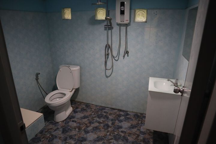 Room 43 of 43