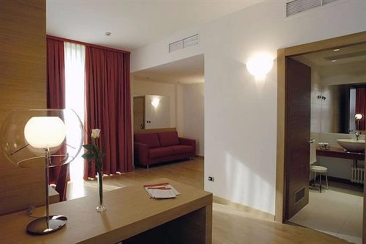 Room 29 of 59
