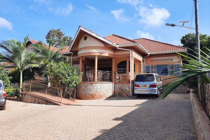 Airport Side Hotel Entebbe