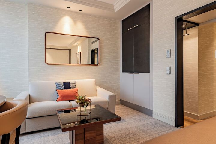 Room 290 of 457