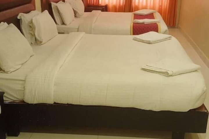 Room 15 of 25