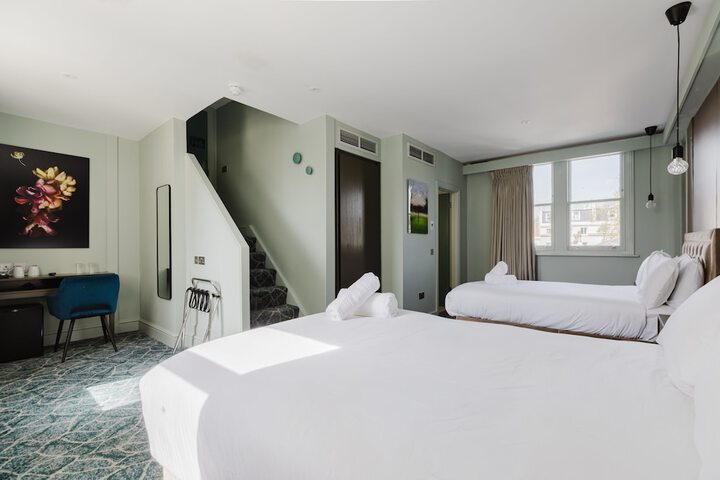 Room 186 of 263