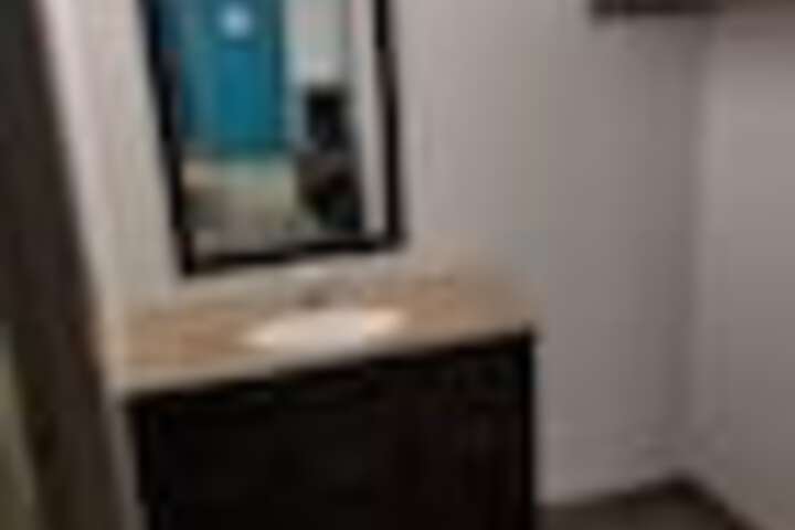 Room 53 of 96