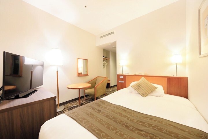 Room 47 of 84
