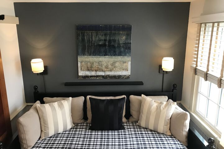 Room 18 of 125