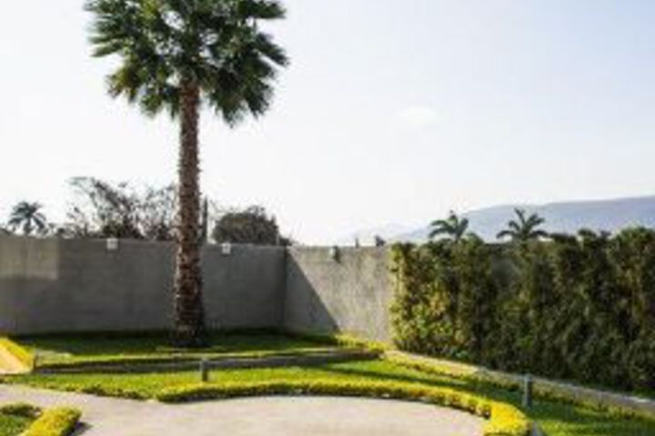 One Tuxtla Gutierrez