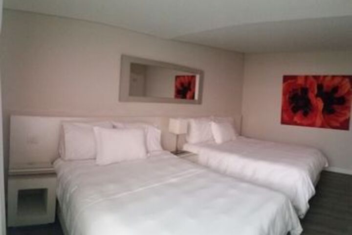 Room 16 of 22