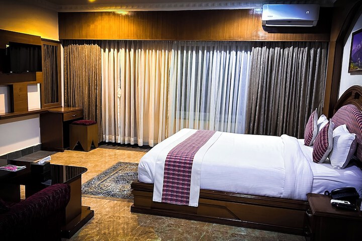 Room 27 of 55