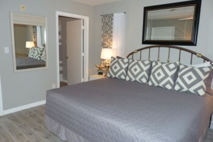 Room 36 of 120
