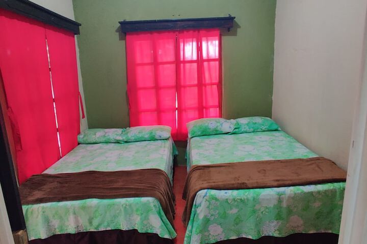 Room 7 of 48