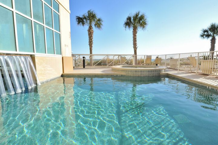 Pool Hotel