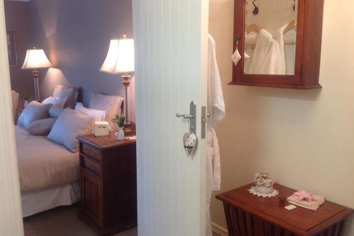 Room 9 of 68