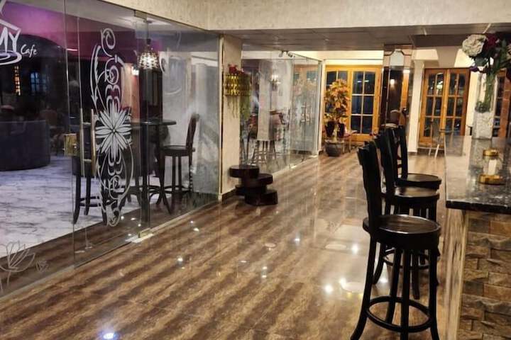 Guest Lobby