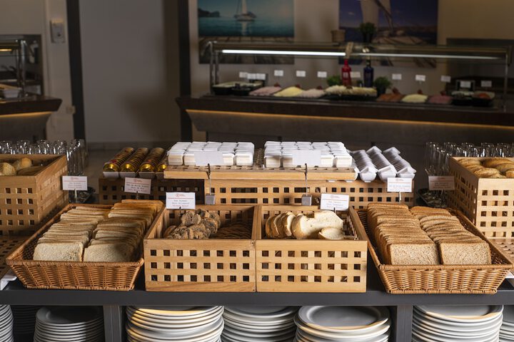 Breakfast/Coffee Service 27 of 66