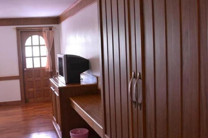Room 12 of 58