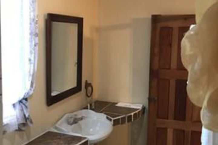 Room 8 of 47