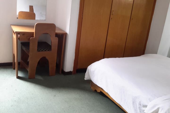 Room 15 of 24