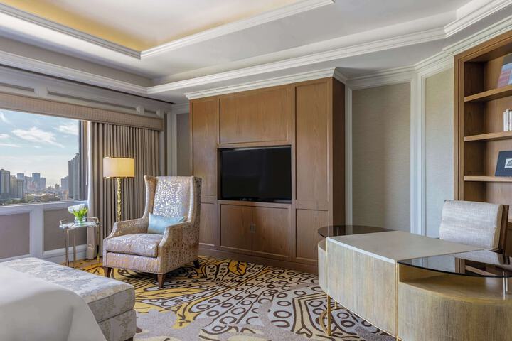 Room 28 of 100