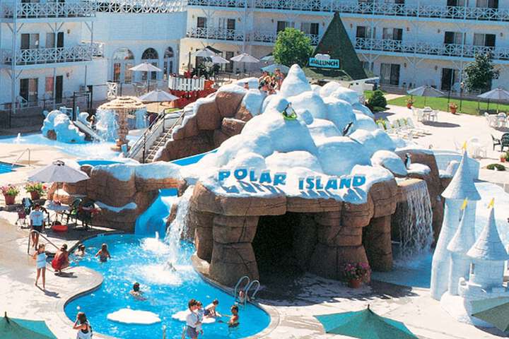 Clarion Hotel & Suites
