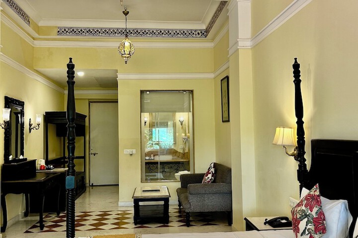 Room 9 of 89
