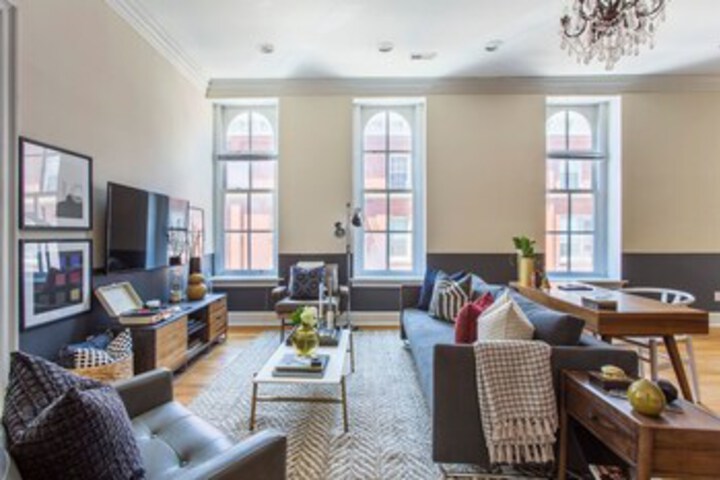 Exterior of Chic 2br / 1ba Apt Near the Liberty Bell by Domio!