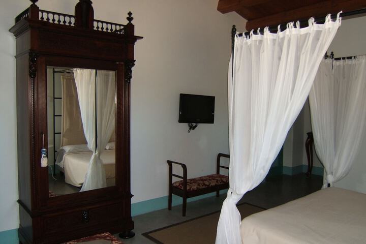 Room 7 of 31