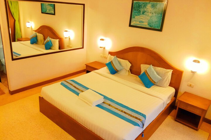 Room 29 of 64