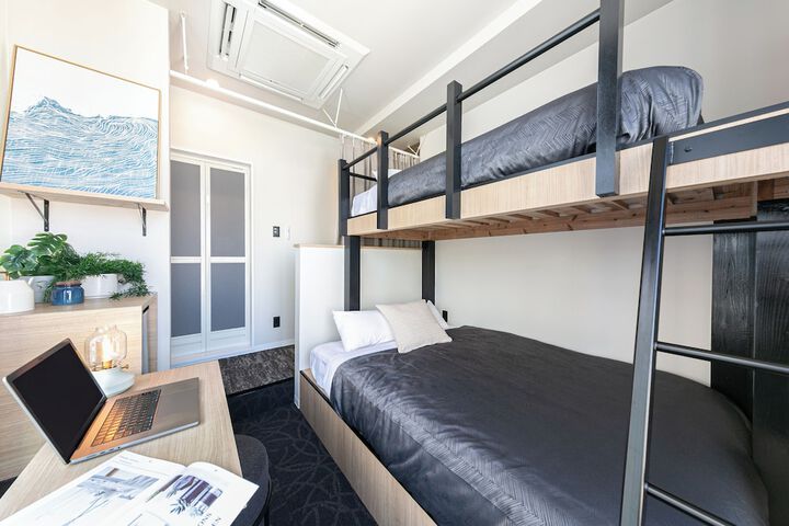 Room 9 of 144