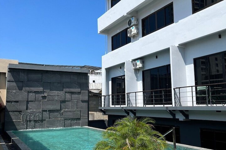 Hotel 46 of 49