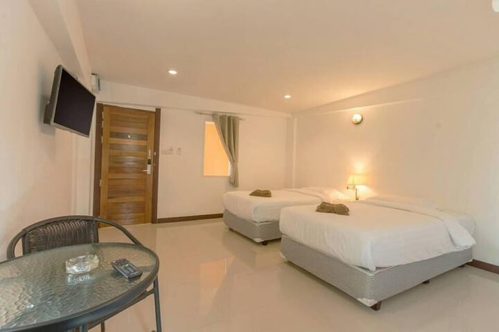 Room 2 of 13