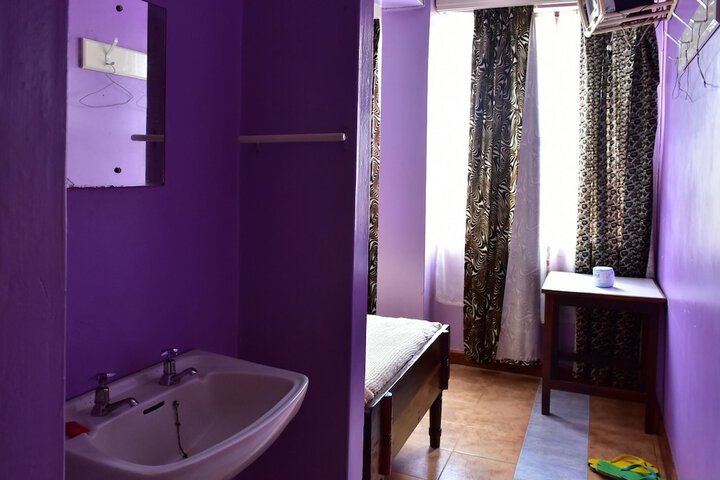 Room 14 of 23