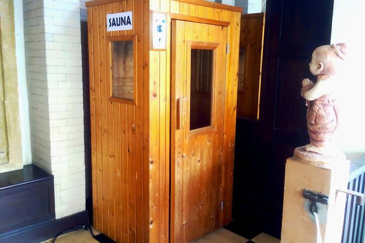 Steam room