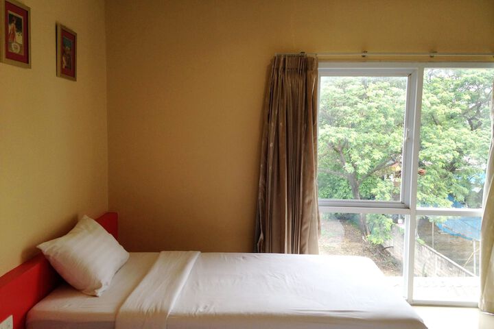 Room 18 of 36