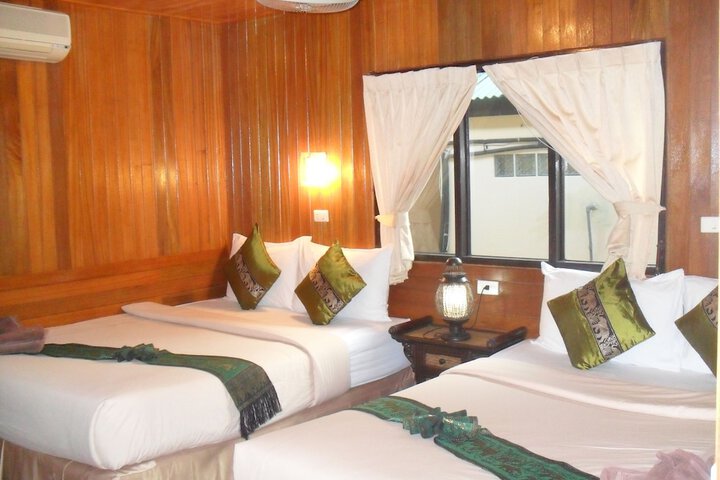 Room 17 of 60